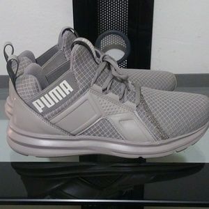 Puma tennis shoes